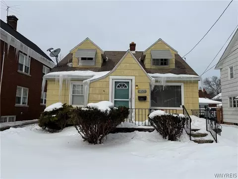 2456 South Ave, Niagara Falls, NY 14305