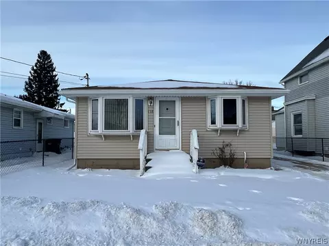 138 Cleveland Ave, Lackawanna, NY 14218