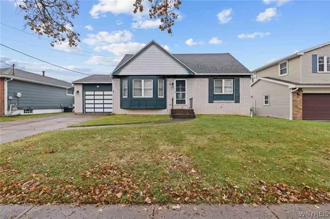62 Camner Ave, Lancaster, NY 14086
