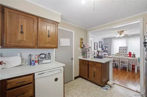 Kitchen - 74 Eiseman Ave, Tonawanda, NY 14217 photo 3 of 5