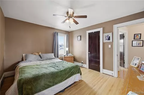 Bedroom - 74 Eiseman Ave, Tonawanda, NY 14217 photo 5 of 6