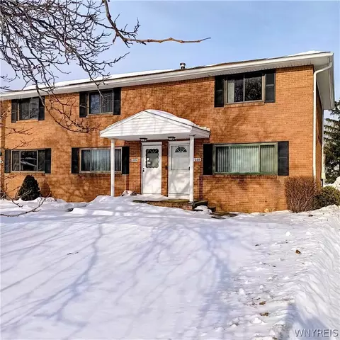 233 Greenmeadow Dr, West Seneca, NY 14224