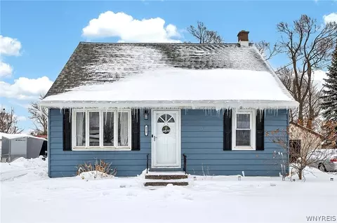 615 69th St, Niagara Falls, NY 14304