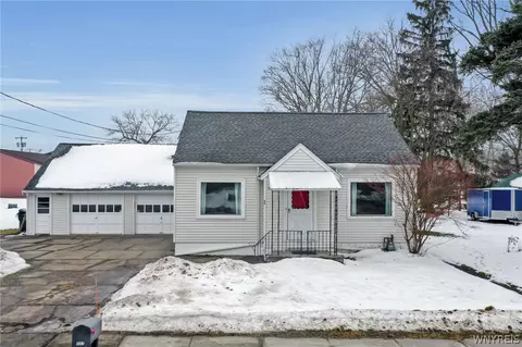 257 Washington St, Wilson, NY 14172