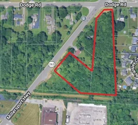 899 Dodge Rd, Amherst, NY 14068