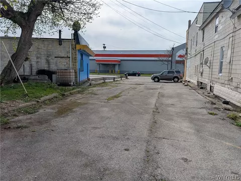 21 Grant St, Buffalo, NY 14213