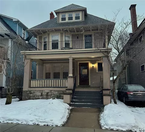122 Saint James Pl, Buffalo, NY 14222