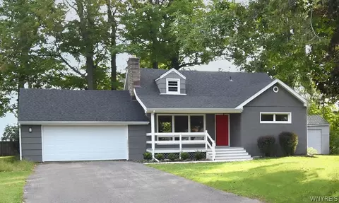 491 Harding Rd, Amherst, NY 14221