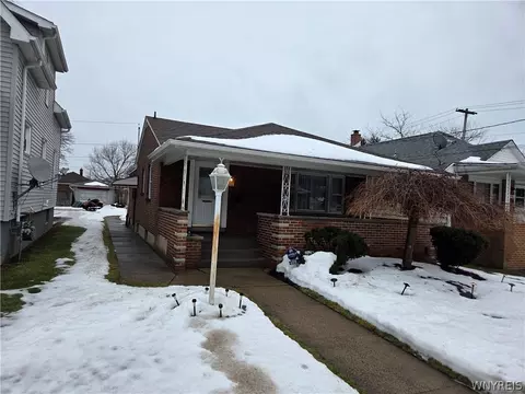 609 25th St, Niagara Falls, NY 14301