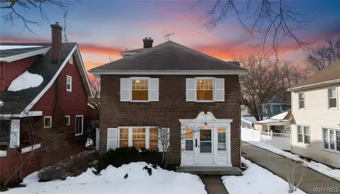633 Orchard Pkwy, Niagara Falls, NY 14301