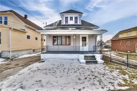 49 Nelson Pl, Lackawanna, NY 14218