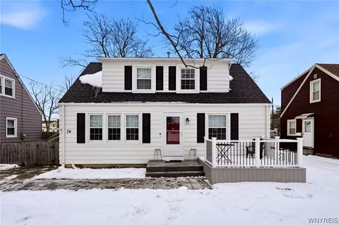 74 Old Colony Ave, Tonawanda, NY 14150
