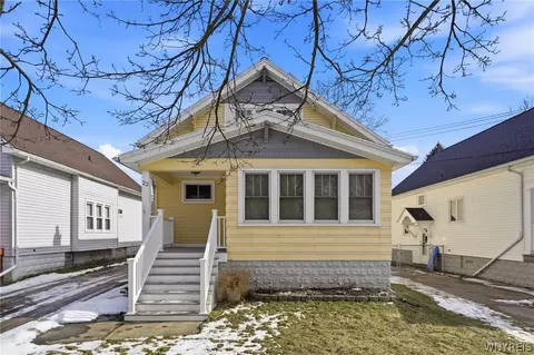 22 Wichita Rd, West Seneca, NY 14224