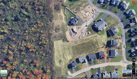 5985 Paradise Cir, Camillus, NY 13209
