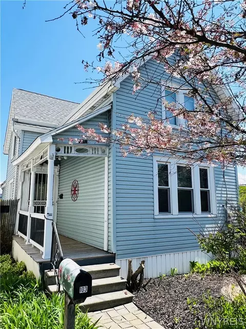 103 Peabody St, Buffalo, NY 14210
