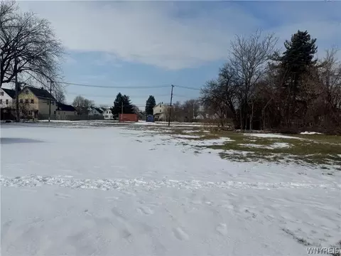 492 Fillmore Ave, Buffalo, NY 14206