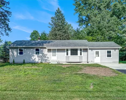41 Freemont Ave, Depew, NY 14043