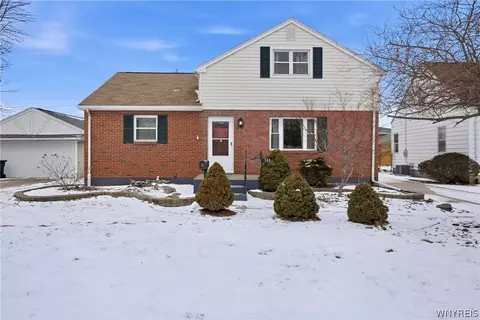 144 Elmview Dr, Tonawanda, NY 14150
