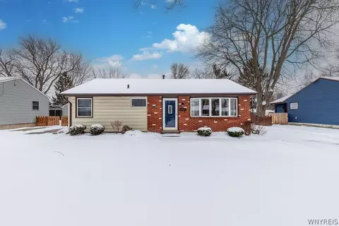 1715 Eddy Dr, North Tonawanda, NY 14120