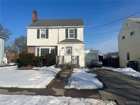 151 59th St, Niagara Falls, NY 14304
