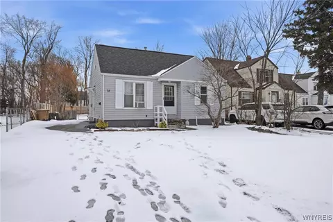 78 Grand Blvd, Cheektowaga, NY 14225