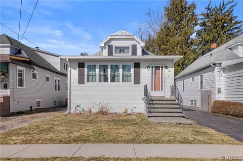 30 Amber St, Buffalo, NY 14220