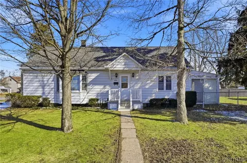 209 Harvard Ave, Depew, NY 14043