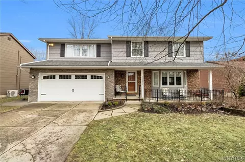 1833 Hopkins Rd, Getzville, NY 14068