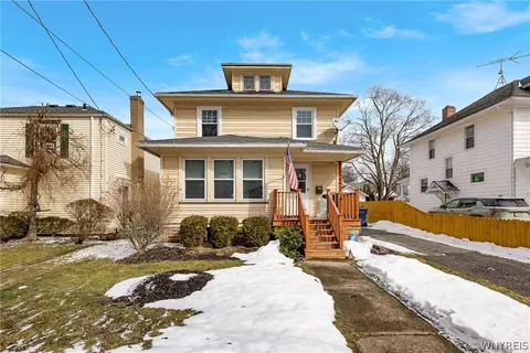46 Beverly Ave, Lockport, NY 14094