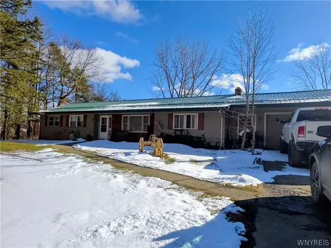 5135 Robinson Rd, Granger, NY 14735