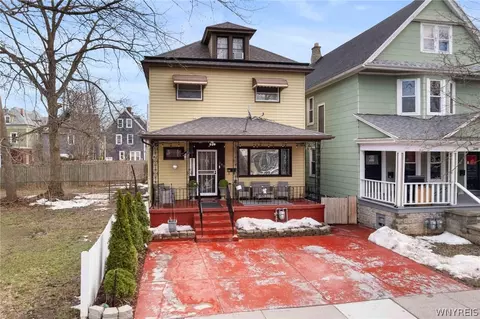 295 Hoyt St, Buffalo, NY 14213