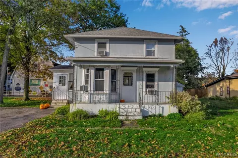 2961 Franklin St, Cambria, NY 14132