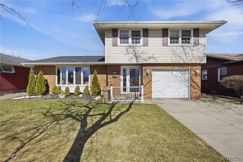 2542 Colvin Blvd, Tonawanda, NY 14150