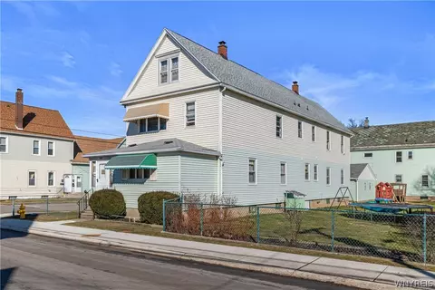 186 Center St, Lackawanna, NY 14218