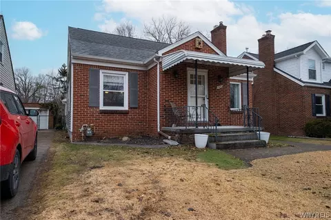 515 Mount Vernon Rd, Amherst, NY 14226