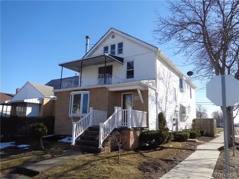312 Victoria Blvd, Buffalo, NY 14217