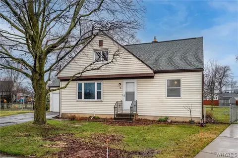 48 Coshway Pl, Tonawanda, NY 14150