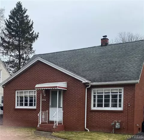 109 Kirkwood Dr, West Seneca, NY 14224