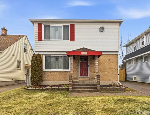 165 Tremont Ave, Kenmore, NY 14217