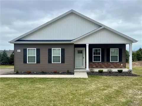 3050 Pleasant Ave, Hamburg, NY 14075