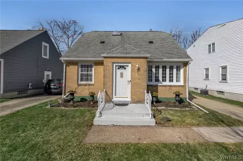 72 Marquette Ave, Buffalo, NY 14217
