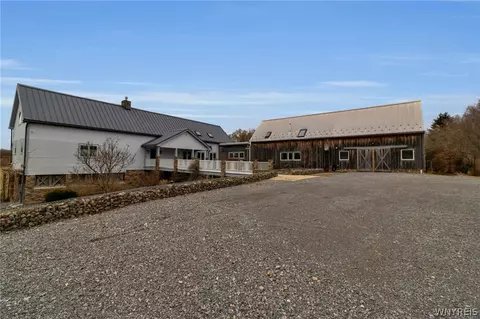 9151 Shepard Rd, Batavia, NY 14020