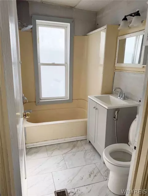 Bath - 80 Humason Ave, Buffalo, NY 14211 photo 1 of 2