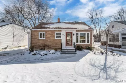 127 Briarcliff Rd, Cheektowaga, NY 14225