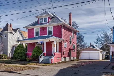 425 Wheatfield St, North Tonawanda, NY 14120