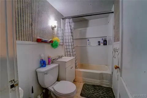 10 E Pine St, Dunkirk, NY 14048 photo 3
