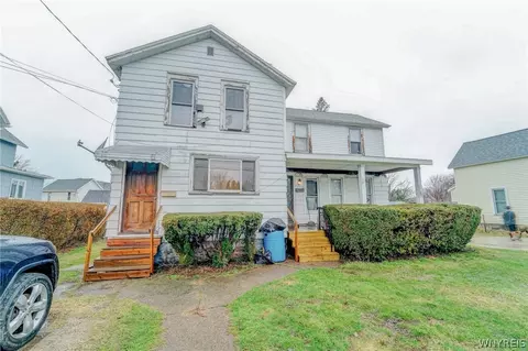10 E Pine St, Dunkirk, NY 14048