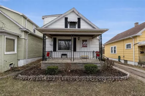 633 33rd St, Niagara Falls, NY 14301