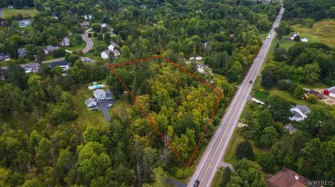 5261 Ellicott Rd, Orchard Park, NY 14127