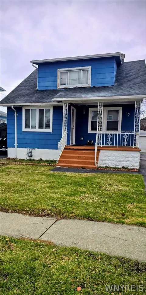 30 Jackson Ave, Lackawanna, NY 14218